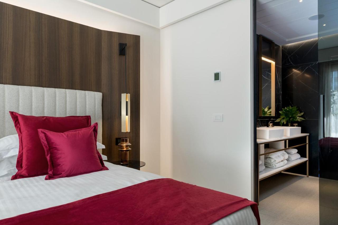 We Me Suite Hotel Riccione Luaran gambar