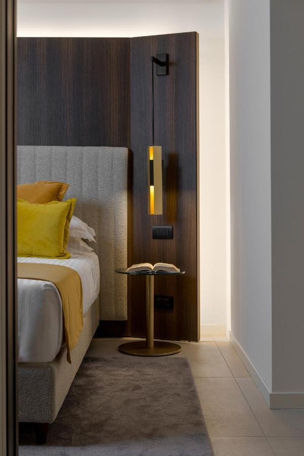 We Me Suite Hotel Riccione Luaran gambar