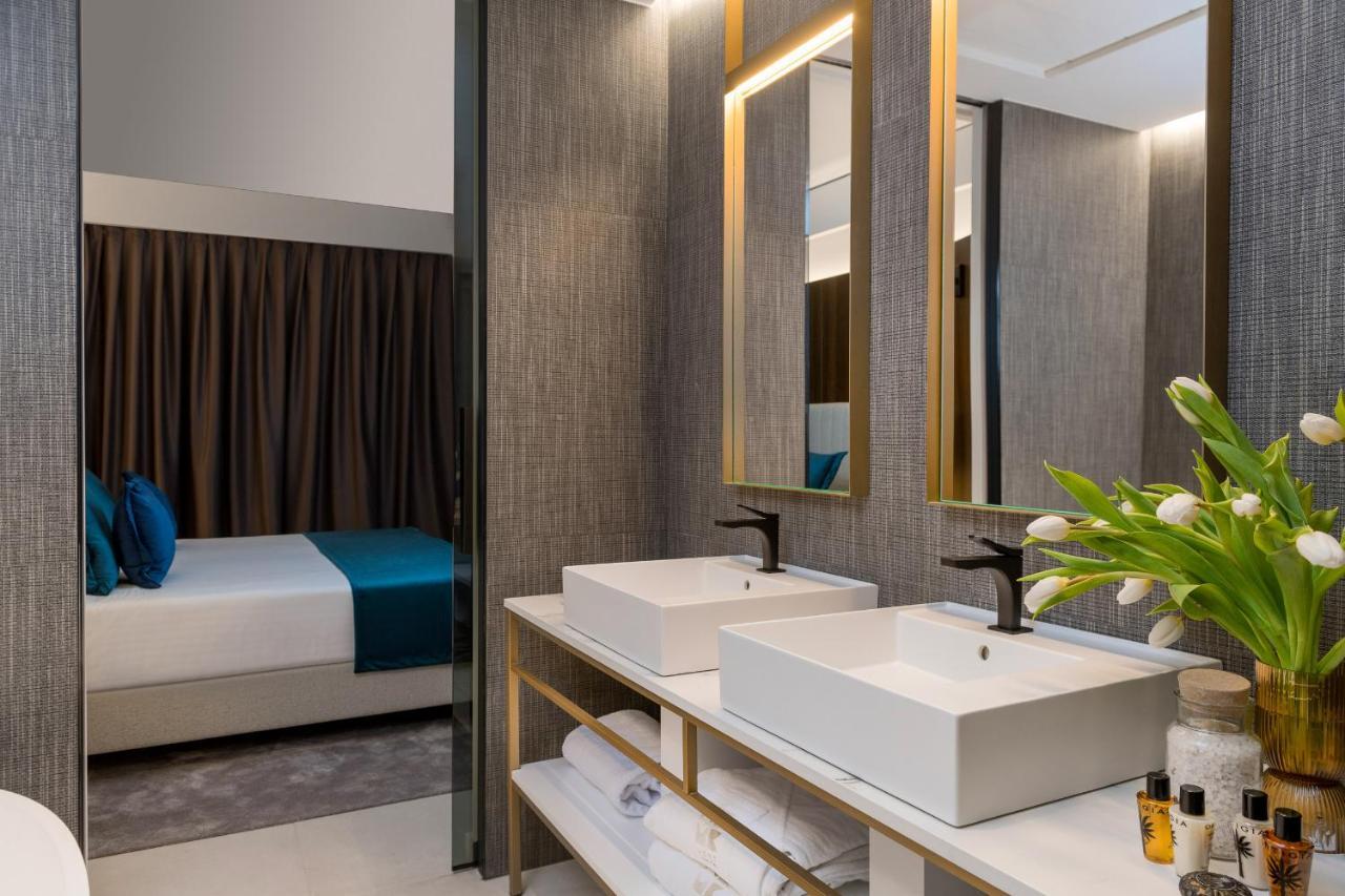 We Me Suite Hotel Riccione Luaran gambar