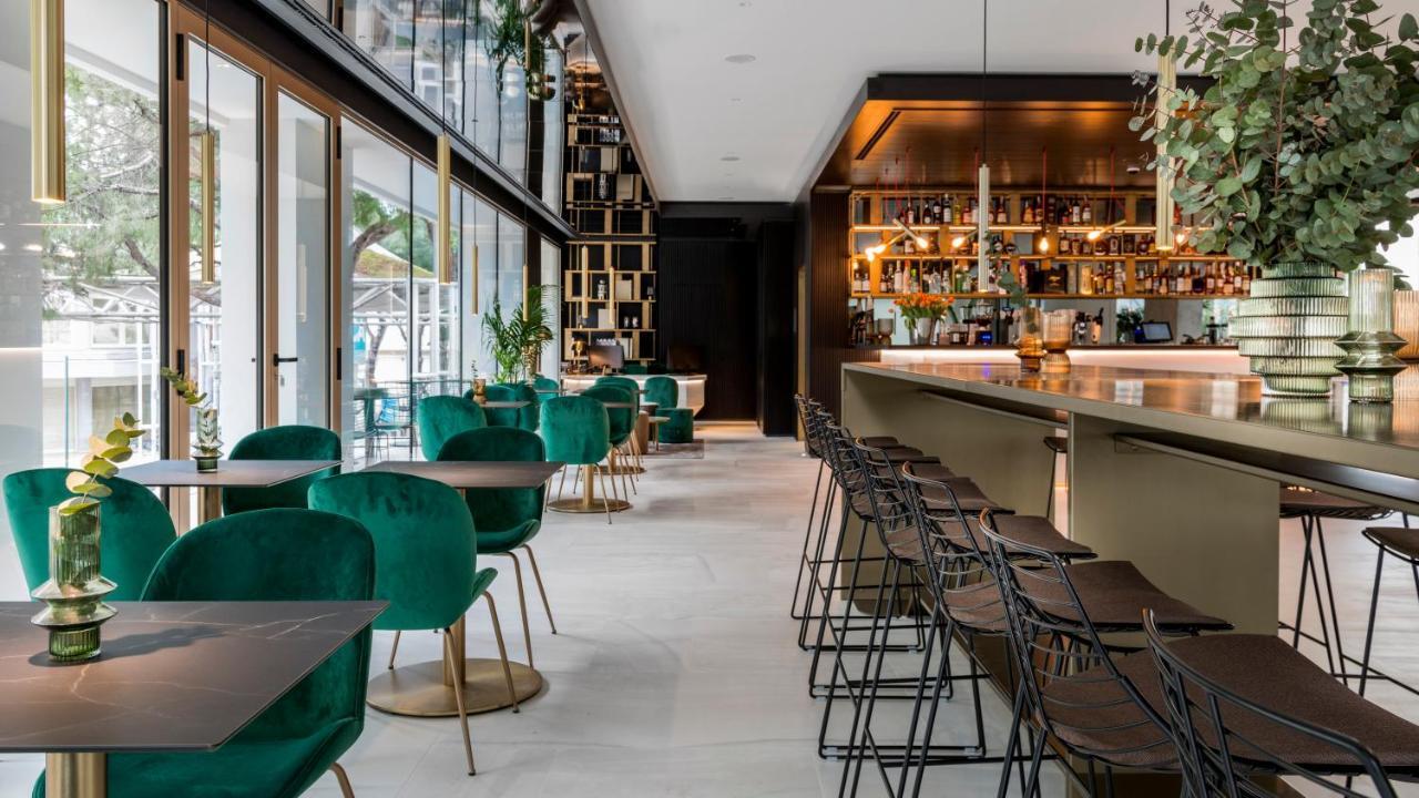 We Me Suite Hotel Riccione Luaran gambar